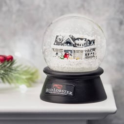 RL-Holiday-Snowglobe-b